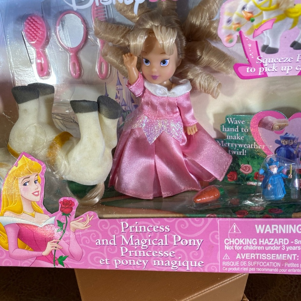 Princess Sleeping Beauty Doll Magical Pony And Merriweather Playset 2001 Retired - Picture 7 of 16